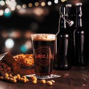 isMOR.Life Logo Shaker pint glass OrangeRed